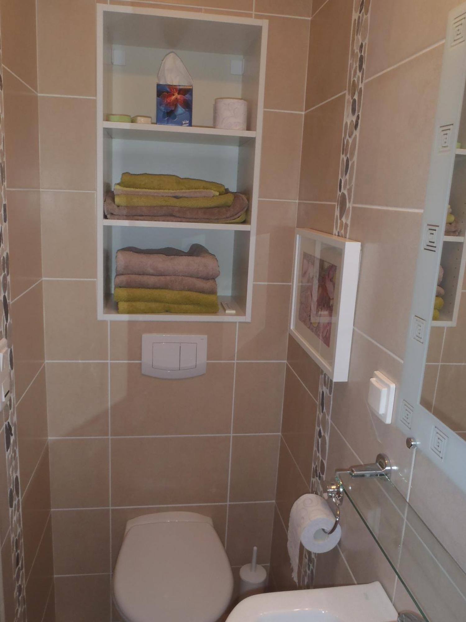 Apartamento Les Chevrefeuilles Manosque Exterior foto